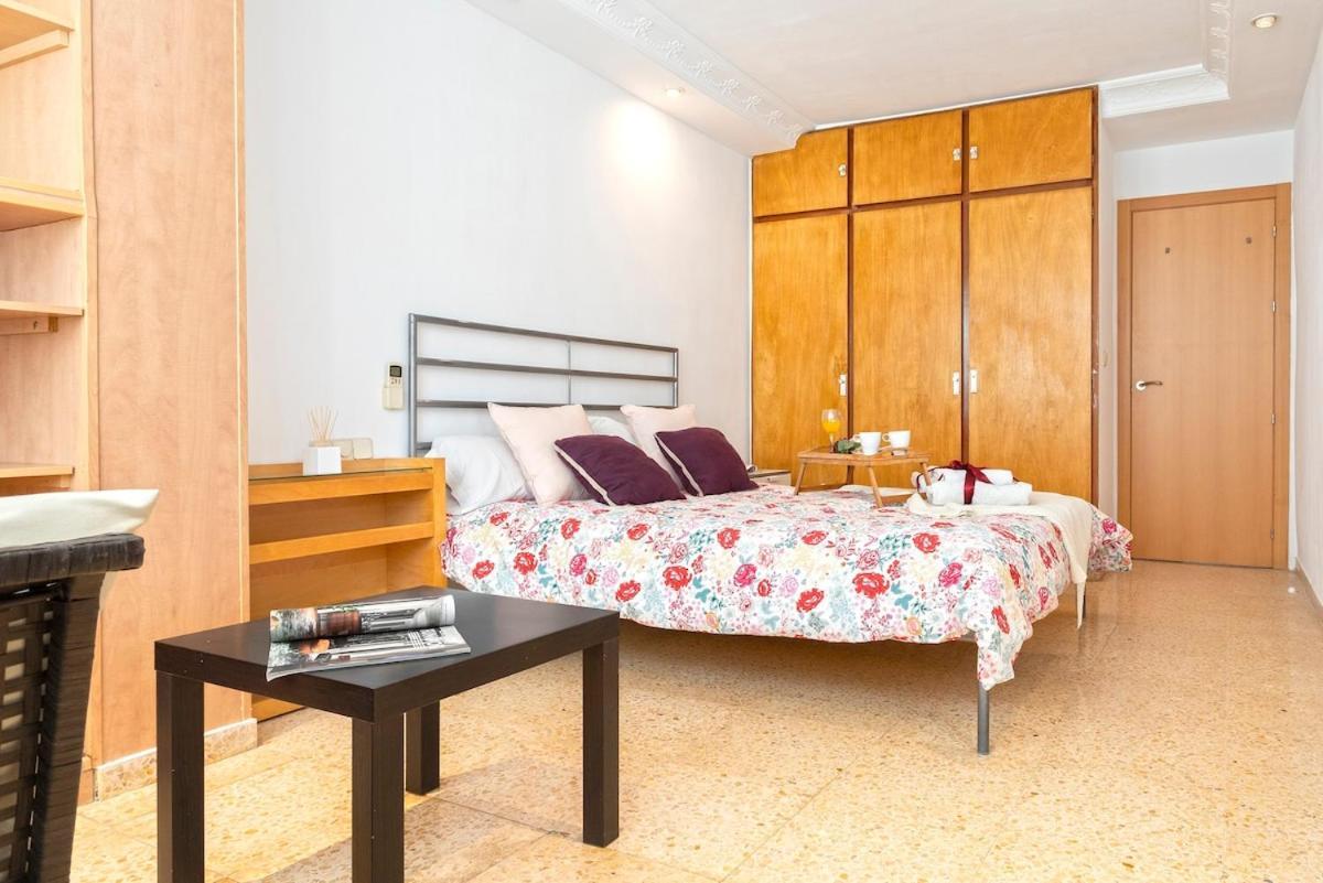 -Malagasunapts- West Beach Malaga Seafood & Relax Málaga Exterior foto